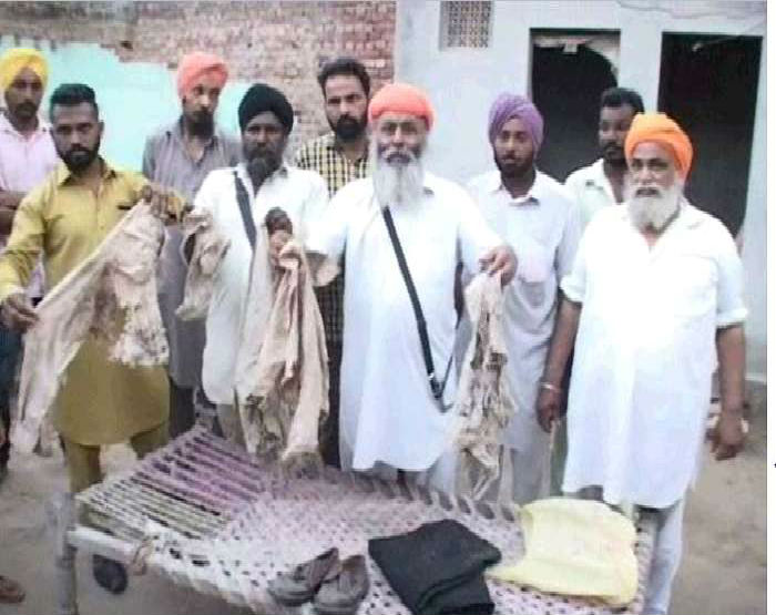 ਡੇਰੇ ''ਚ ਕਤਲ ਹੋਏ ਲੜਕੇ ਦੇ ਪਰਿਵਾਰ ਵਾਲਿਆਂ ਨੂੰ ਚੁੱਪ ਰਹਿਣ ਲਈ ਮਿਲਿਆ 5 ਲੱਖ ਦਾ ਲਾਲਚ