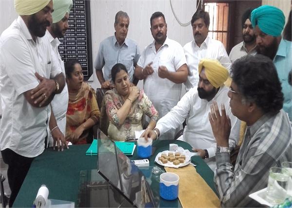 d  f  s  c  was assured of fast payment