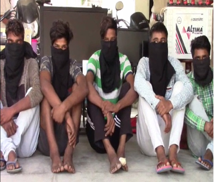 ਲੁੱਟ ਦੀ ਯੋਜਨਾ ਬਣਾ ਰਹੇ ਪੰਜ ਲੁਟੇਰੇ ਚੜ੍ਹੇ ਪੁਲਸ ਅੜ੍ਹਿਕੇ