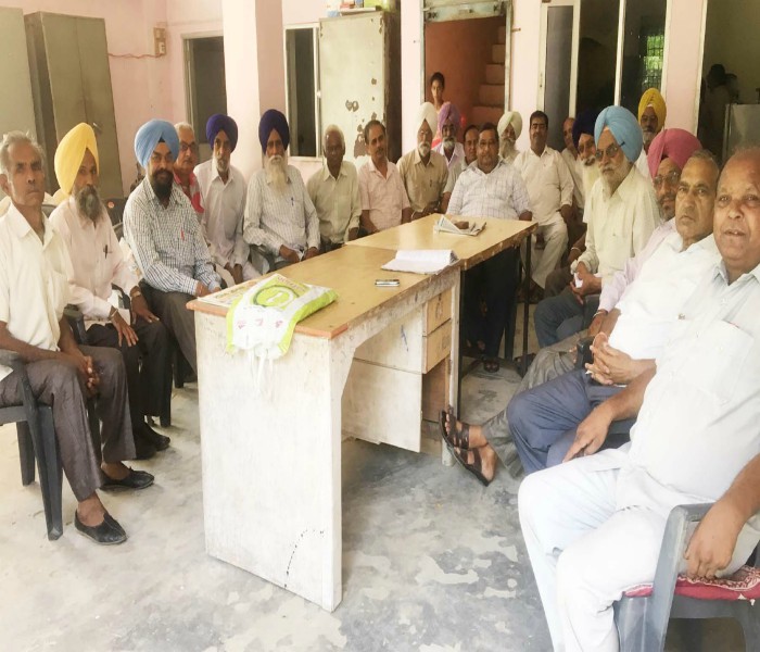 ਮੰਗਾਂ ਦੀ ਅਣਦੇਖੀ ਕਰਨ ''ਤੇ ਪੈਨਸ਼ਨਰਾਂ ਨੇ ਪ੍ਰਗਟਾਇਆ ਰੋਸ