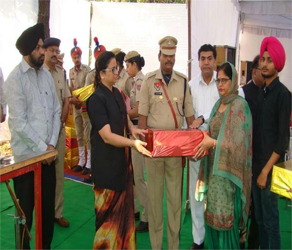 punjab police district hoshiarpur