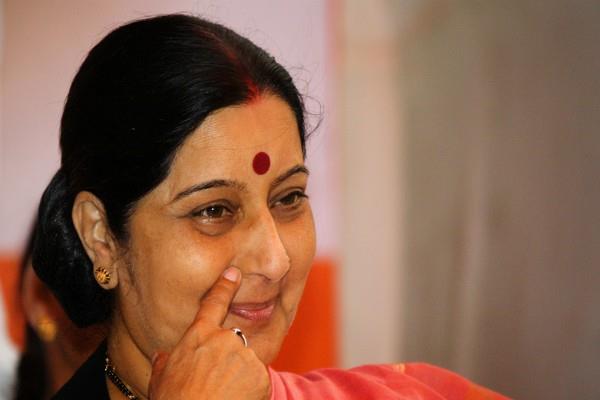 sushma indian high commission pakistani girl medical visa approved