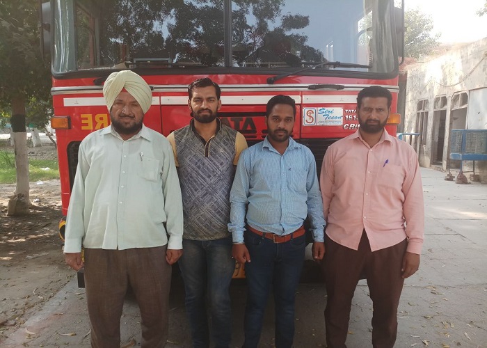 ਫਿਰੋਜ਼ਪੁਰ ''ਚ ਦਿਵਾਲੀ ਦੀ ਰਾਤ ਆਤਿਸ਼ਬਾਜ਼ੀ ਨਾਲ 5 ਜਗ੍ਹਾ ਅੱਗ ਲੱਗੀ