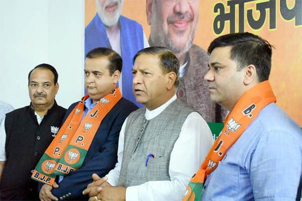 big blow to the congress in nahan