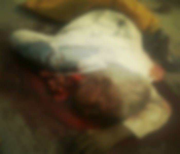 ਬੱਸ ਹੇਠਾਂ ਆਉਣ ਕਾਰਨ ਵਿਅਕਤੀ ਦੀ ਦਰਦਨਾਕ ਮੌਤ, ਸੜਕ ''ਤੇ ਬਿਖਰੇ ਟੁਕੜੇ