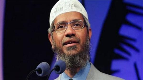 1000 page chargesheet filed against zakir naik