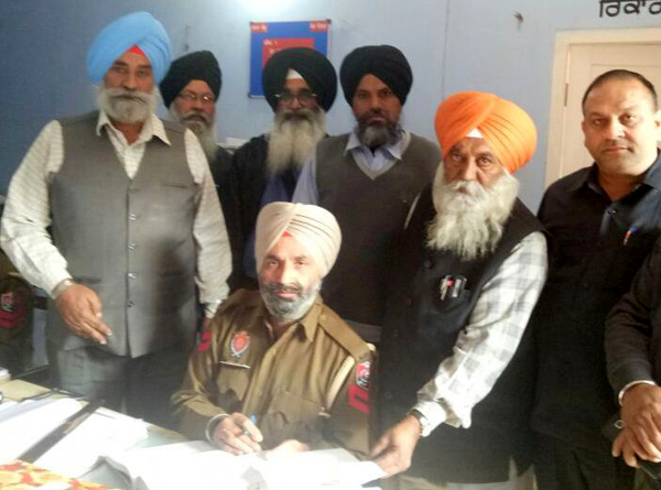 ਕਾਂਗਰਸੀ ਵਰਕਰ ਵੱਲੋਂ ਪੱਤਰਕਾਰ ਨਾਲ ਗਾਲ੍ਹੀ-ਗਲੋਚ