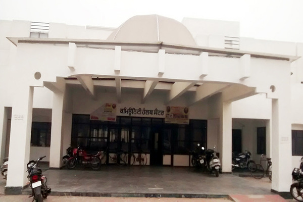 ਇਕੋ ਡਾਕਟਰ ਦੇ ਆਸਰੇ ਚੱਲ ਰਿਹੈ ਸਰਕਾਰੀ ਹਸਪਤਾਲ
