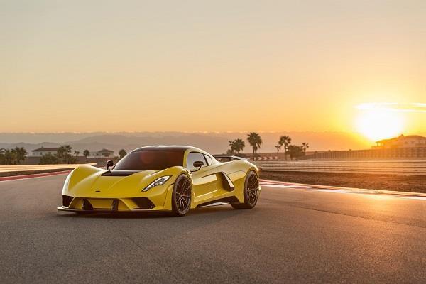 it carries a speed of 300kmph in 10 seconds