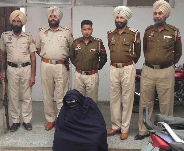 ਸੇਵਾ ਕੇਂਦਰ ਦਾ ਮੁਲਾਜ਼ਮ ਹੀ ਨਿਕਲਿਆ ਚੋਰ