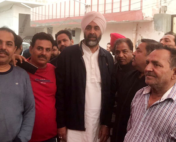 ਅਗਲੇ ਸਾਲ ਕਿਸੇ ਖੇਤ ''ਚ ਨਹੀਂ ਸਾੜਨ ਦੇਵਾਂਗੇ ਪਰਾਲੀ : ਮਨਪ੍ਰੀਤ ਸਿੰਘ ਬਾਦਲ