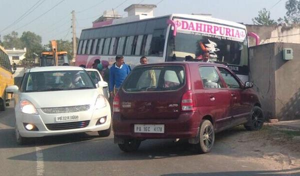 tippit killed in bus  trouble being a major accident