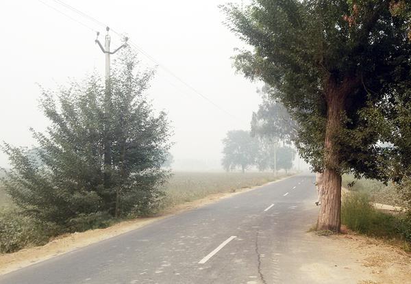 an invitation to road accidents in the street