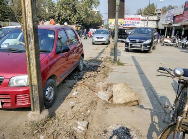 rejected illegal possession by some shopkeepers in guru nanak market