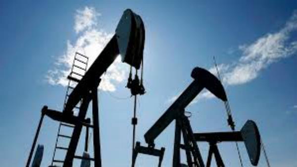 oil prices fall before opec  s meeting