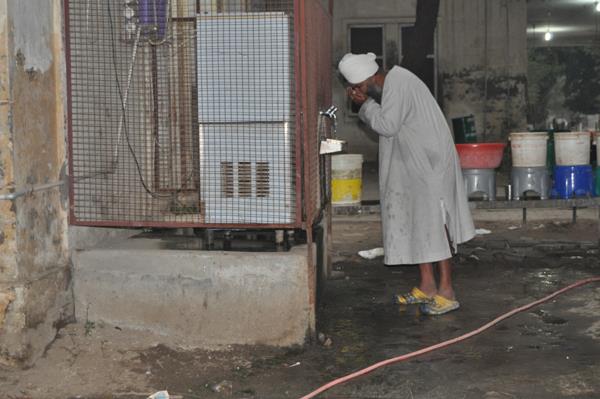 dengue  malaria and viral degeneration in the chief minister  s city