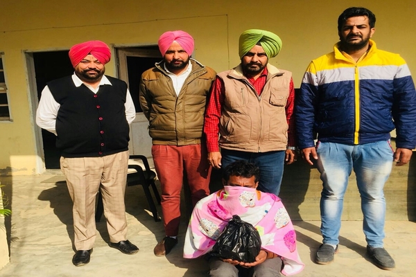 3 ਕਰੋੜ ਦੀ ਹੈਰੋਇਨ ਸਣੇ ਗ੍ਰਿਫਤਾਰ