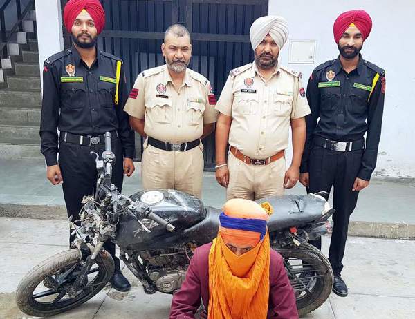 ਮੋਟਰਸਾਈਕਲ ਚੋਰ ਕਾਬੂ