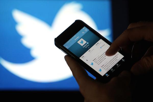 twitter congratulated characters for users