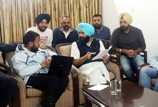 ਕਿਸਾਨਾਂ ਦਾ ਖੰਡ ਮਿੱਲਾਂ ਵੱਲ 71 ਕਰੋੜ ਦਾ ਬਕਾਇਆ ਦੇਵੇ ਸਰਕਾਰ : ਬੈਂਸ