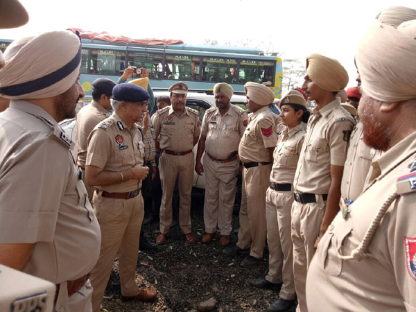 ਹਾਈਟੈਕ ਨਾਕੇ ਦੀ ਚੈਕਿੰਗ ਲਈ ਜ਼ਿਲਾ ਕਪੂਰਥਲਾ ਪੁੱਜੇ ਡੀ. ਜੀ. ਪੀ.