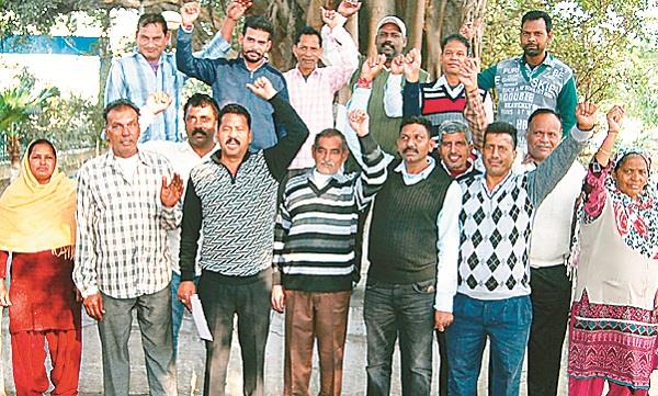 municipal corporation sanitation workers union protest