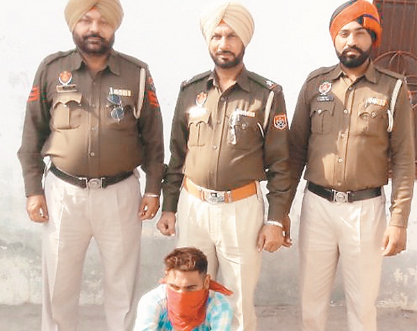ਦੋ ਕਿਲੋ ਡੋਡਿਆਂ ਸਮੇਤ ਰਾਜੂ ਕਾਬੂ