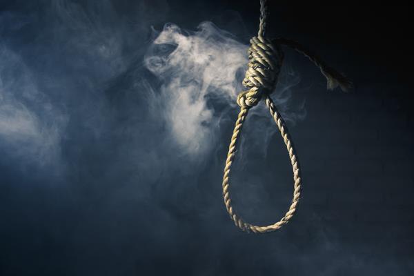 in a suspected situation  the youth committed suicide by hanging himself