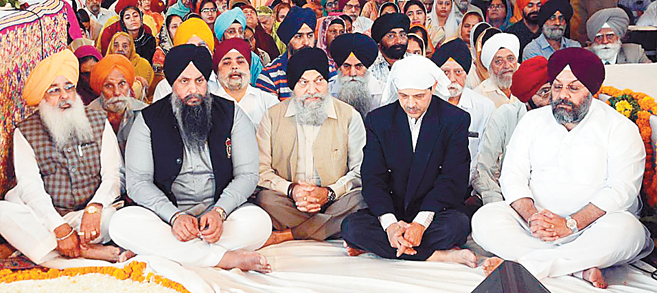 ਧਰਮਾਂ ਵਿਚਕਾਰ ਲਕੀਰਾਂ ਖਿੱਚਣ ਦੀ ਕੋਸ਼ਿਸ਼ ਕਰਨ ਵਾਲੇ ਲੋਕ ਸੌੜੀ ਮਾਨਸਿਕਤਾ ਦੇ ਸ਼ਿਕਾਰ : ਜੀ. ਕੇ.