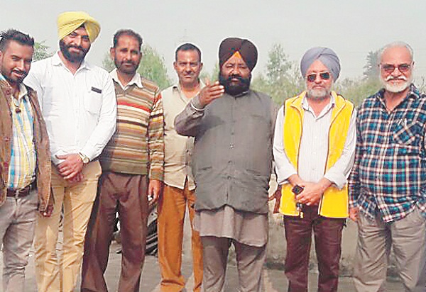 ਸਰਕਾਰੀ ਖਜ਼ਾਨਾ ਭਰਨ ਲਈ ਥਾਣਿਆਂ ''ਚ ਖੜ੍ਹੇ ਵਾਹਨਾਂ ਹੀ ਹੋਵੇ ਨਿਲਾਮੀ : ਕੈਰੋਂ