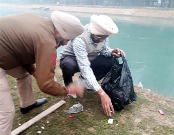 3 man jump into bhakhra