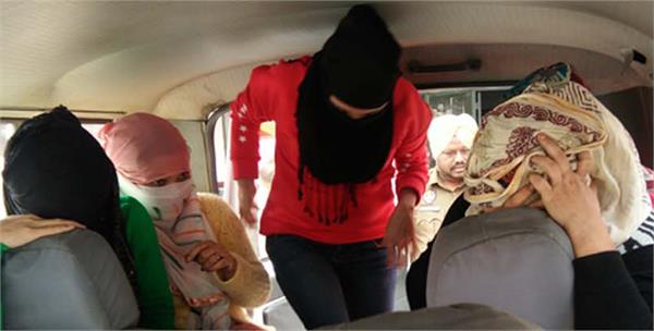 5 women arrest in prostitution