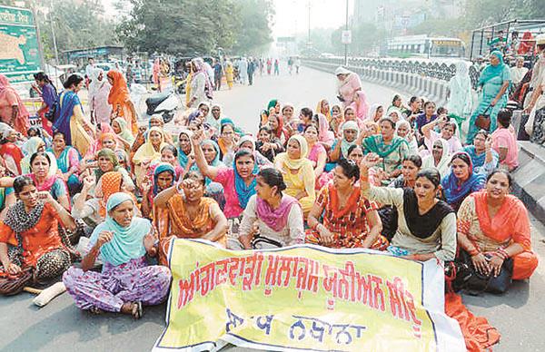 demands of anganwari workers and government of punjab