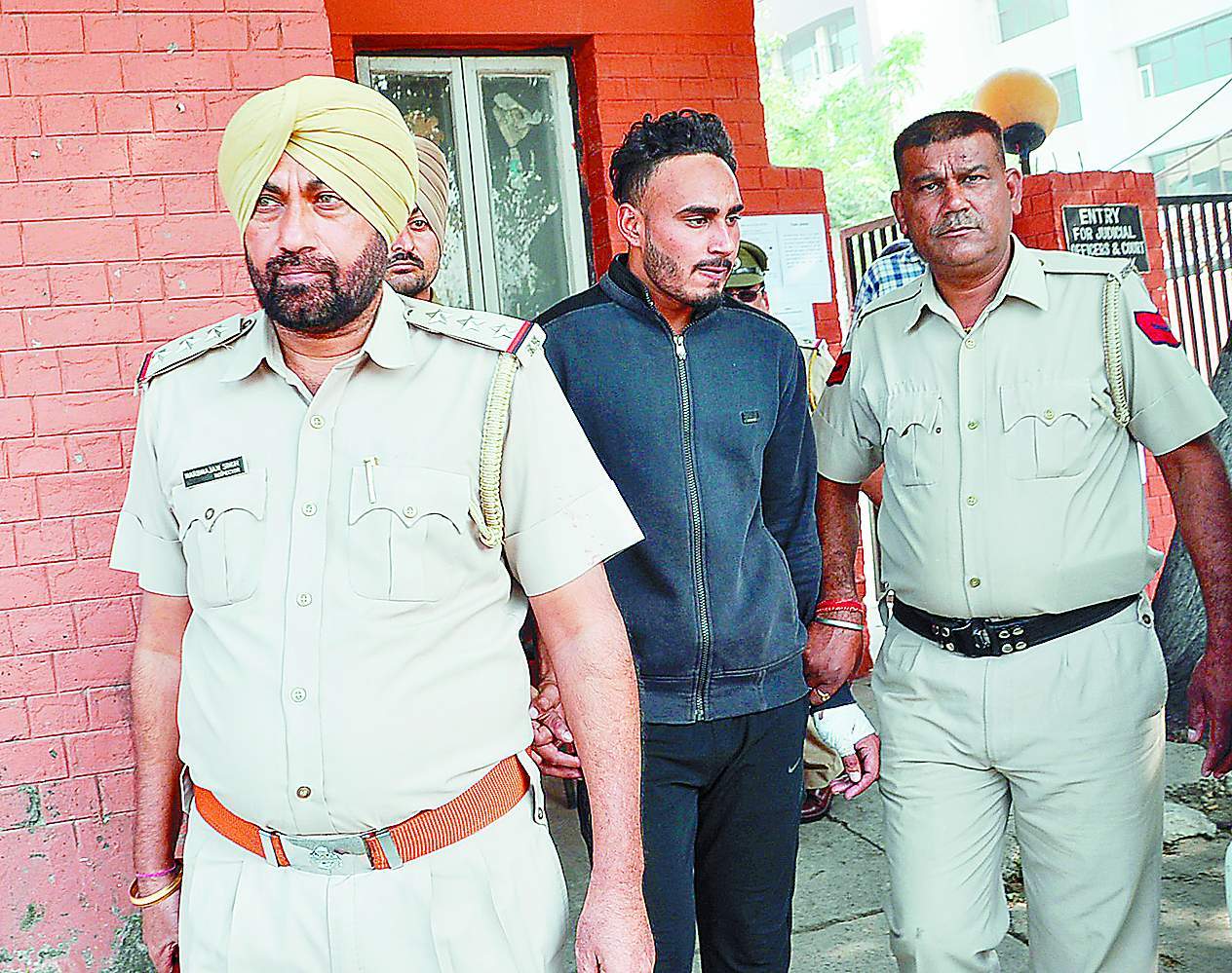 ਸਕੇਤੜੀ ਵਿਖੇ ਸਕਿਓਰਿਟੀ ਗਾਰਡ ਦੀ ਹੱਤਿਆ ਦਾ ਮਾਮਲਾ, ਪੁਲਸ ਨੇ 2 ਦੋਸ਼ੀਆਂ ਨੂੰ ਕੀਤਾ ਗ੍ਰਿਫਤਾਰ