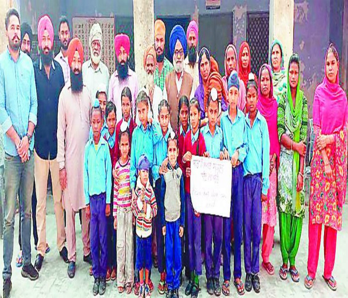 ਬਹਾਦਰਪੁਰ ਦੇ ਪ੍ਰਾਇਮਰੀ ਸਕੂਲ ਨੂੰ ਬੰਦ ਹੋਣੋਂ ਬਚਾਉਣ ਲਈ ਪਿੰਡ ਵਾਸੀ ਹੋਏ ਇਕਜੁਟ
