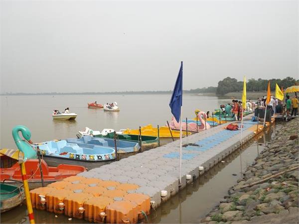 sukhna lake  military literature festival