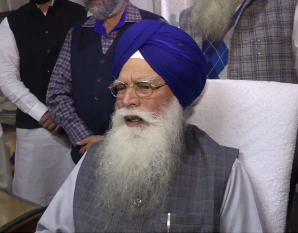 ਢੱਡਰੀਆਂਵਾਲੇ ਮਾਮਲੇ ''ਚ ਬਡੂੰਗਰ ਨੇ ਕੀਤਾ ਕਿਨਾਰਾ, ਕਿਹਾ-ਸਿੰਘ ਸਾਹਿਬਾਨ ਕਰਨਗੇ ਫੈਸਲਾ