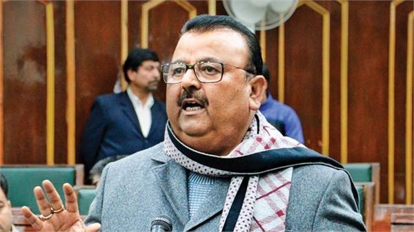 minister ganga warn cm farooq