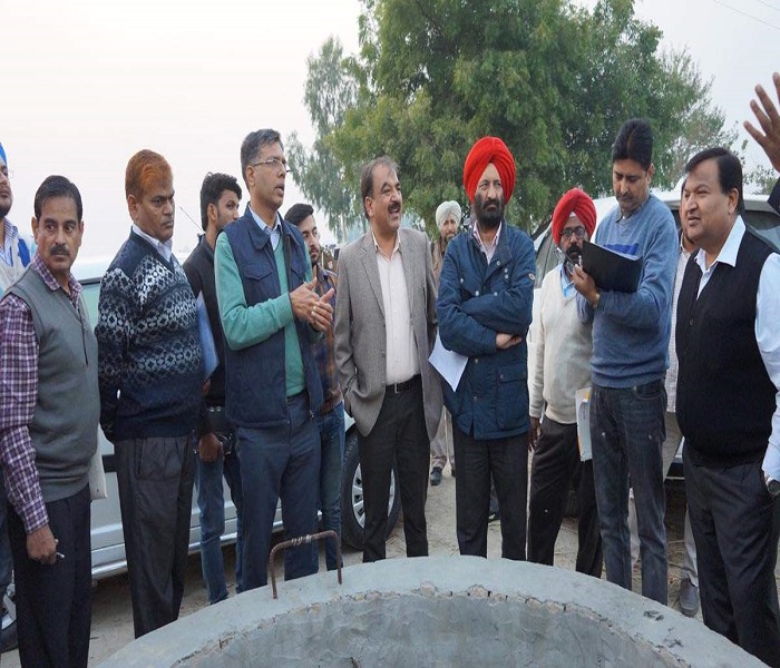 ਸੇਮ ਦੀ ਸਮੱਸਿਆ ਨੂੰ ਹੱਲ ਕਰਨ ਲਈ ਇੰਟਰਮਿਨਸਟਰੀਅਲ ਕਮੇਟੀ ਨੇ ਕੀਤਾ ਜ਼ਿਲਾ ਮੁਕਤਸਰ ਸਾਹਿਬ ਦਾ ਦੌਰਾ