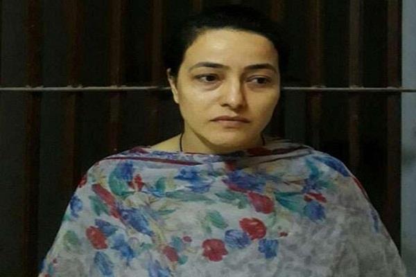 ਹਨੀਪ੍ਰੀਤ ਦੇ ਕਾਰਨਾਮਿਆਂ ਦਾ ਚਿੱਠਾ ਤਿਆਰ, ਅੱਜ ਕੋਰਟ 'ਚ ਪੇਸ਼ ਹੋਵੇਗੀ ਚਾਰਜਸ਼ੀਟ