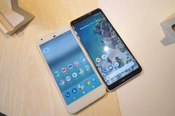 the pixel 2 and pixel 2 xl smartphones are rebooting randomly