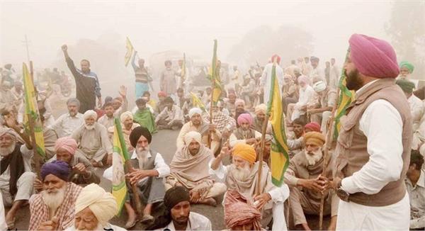 shouting farmers against punjab government
