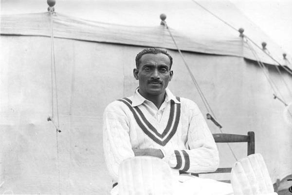 half century was played by the player despite broken teeth
