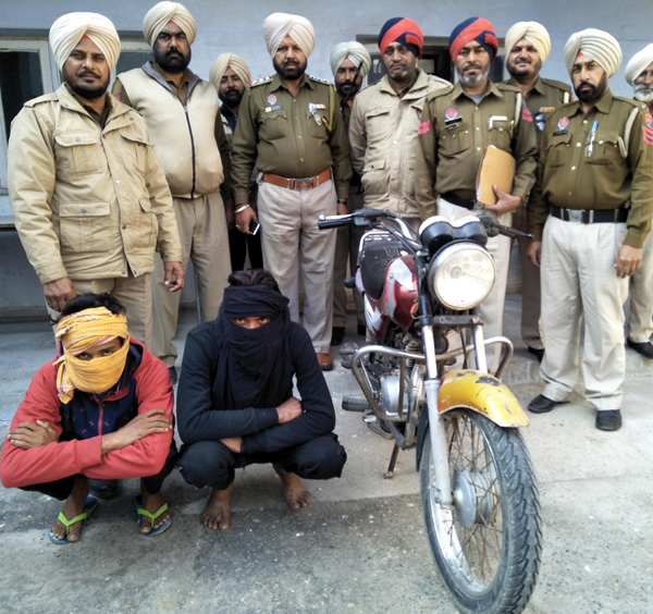 ਚੋਰੀ ਦੇ ਮੋਟਰਸਾਈਕਲ ਸਣੇ 2 ਅੜਿੱਕੇ