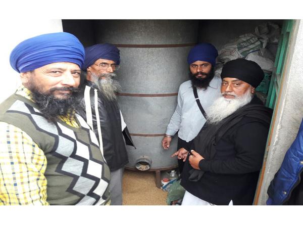 thieves steal 20 quintals of wheat