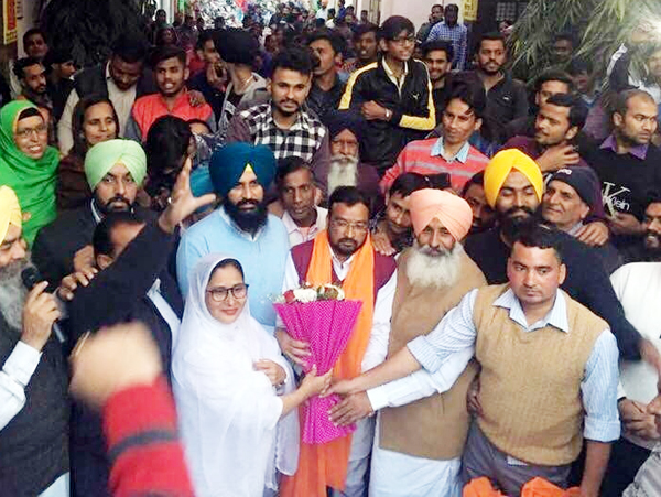 ਅਕਾਲੀ ਦਲ ਦੇ ਧਰਨੇ ਤੋਂ ਬਾਅਦ ਕਾਂਗਰਸੀਆਂ ਖਿਲਾਫ ਦਰਜ ਮਾਮਲਿਆਂ ਨੇ ਖੋਲ੍ਹੀ ਕੈਪਟਨ ਤੇ ਸੁਖਬੀਰ ਦੀ ਪੋਲ : ਬੈਂਸ