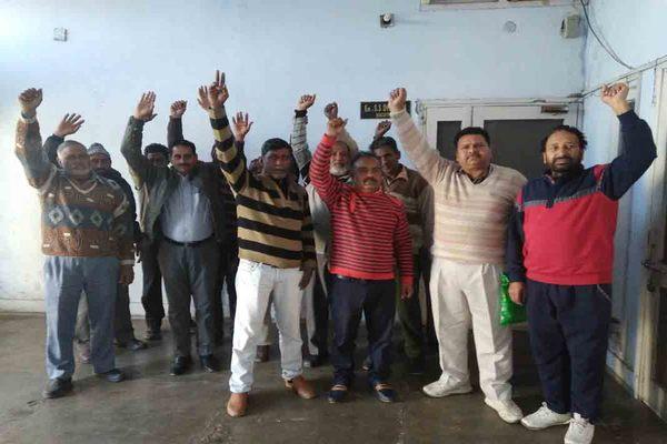 p  w  d  workshop workers union office of siege executive engineer