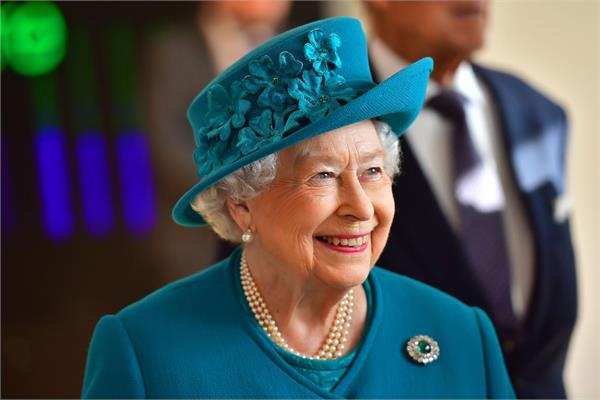 british queen will honor 33 people of indian origin