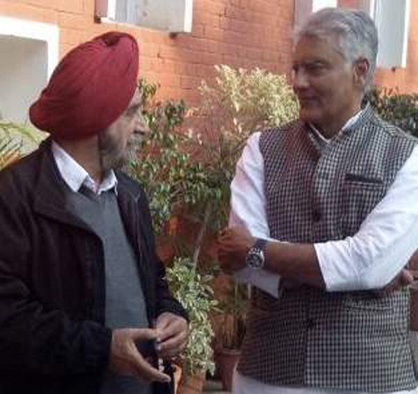 ਜੀ. ਐੱਸ. ਟੀ. ਨੇ ਵਪਾਰੀਆਂ ਦਾ ਤੋੜਿਆ ਲੱਕ : ਜਾਖੜ