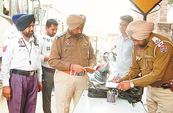 invoices of 75 more vehicles on 8 buses spreading pollution